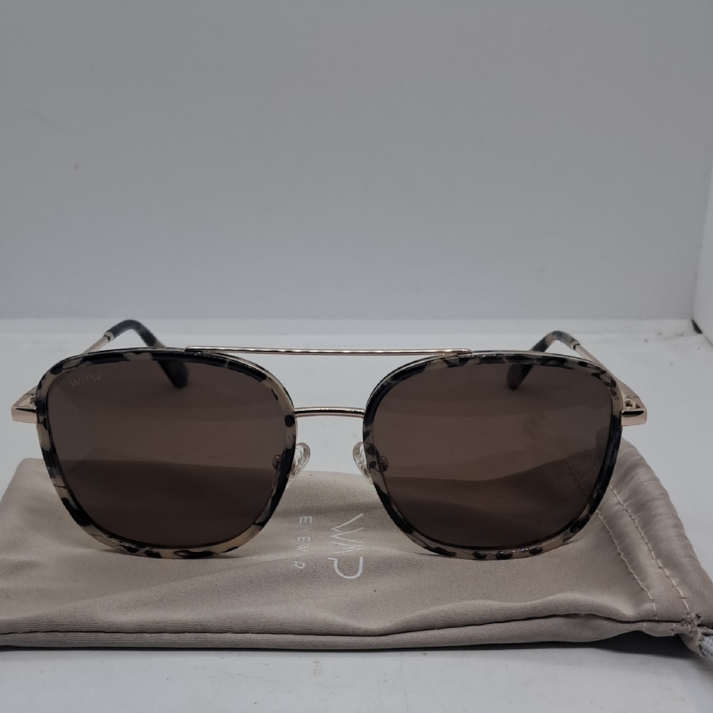 NWOT WMP GIA Gold & Black Tortoise Sunglasses